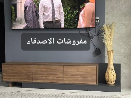 مزنون تلفزيون بسعر {700} شيكل